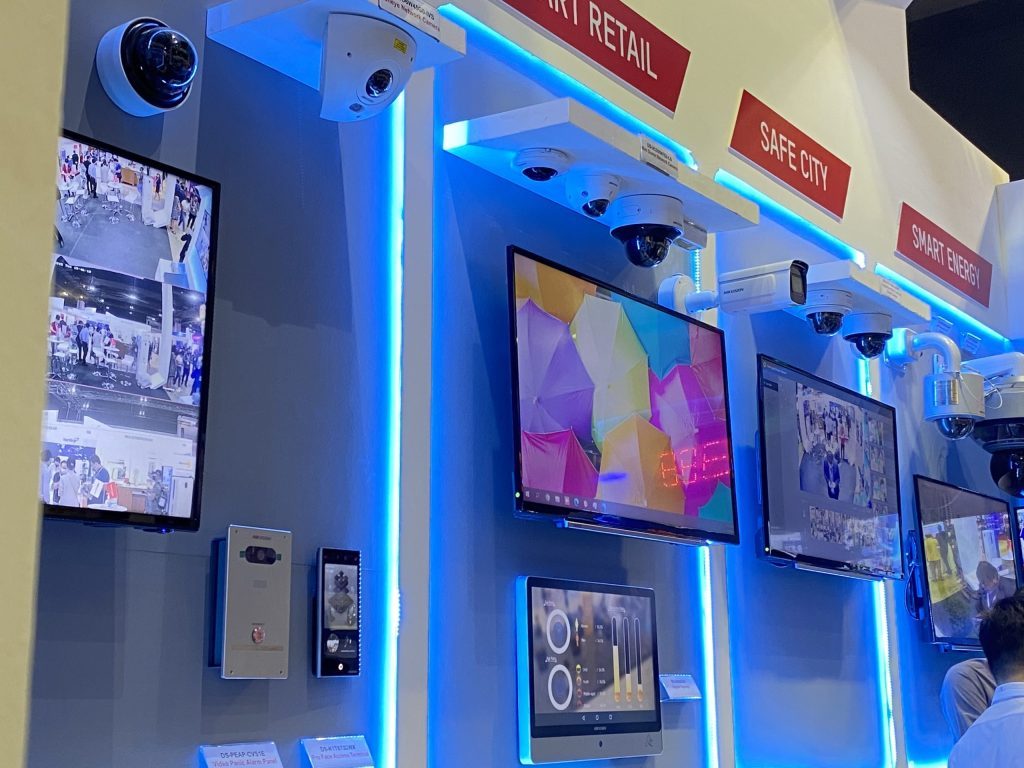 Importance of Trade Show Display Lighting 2 IMG 3377 scaled