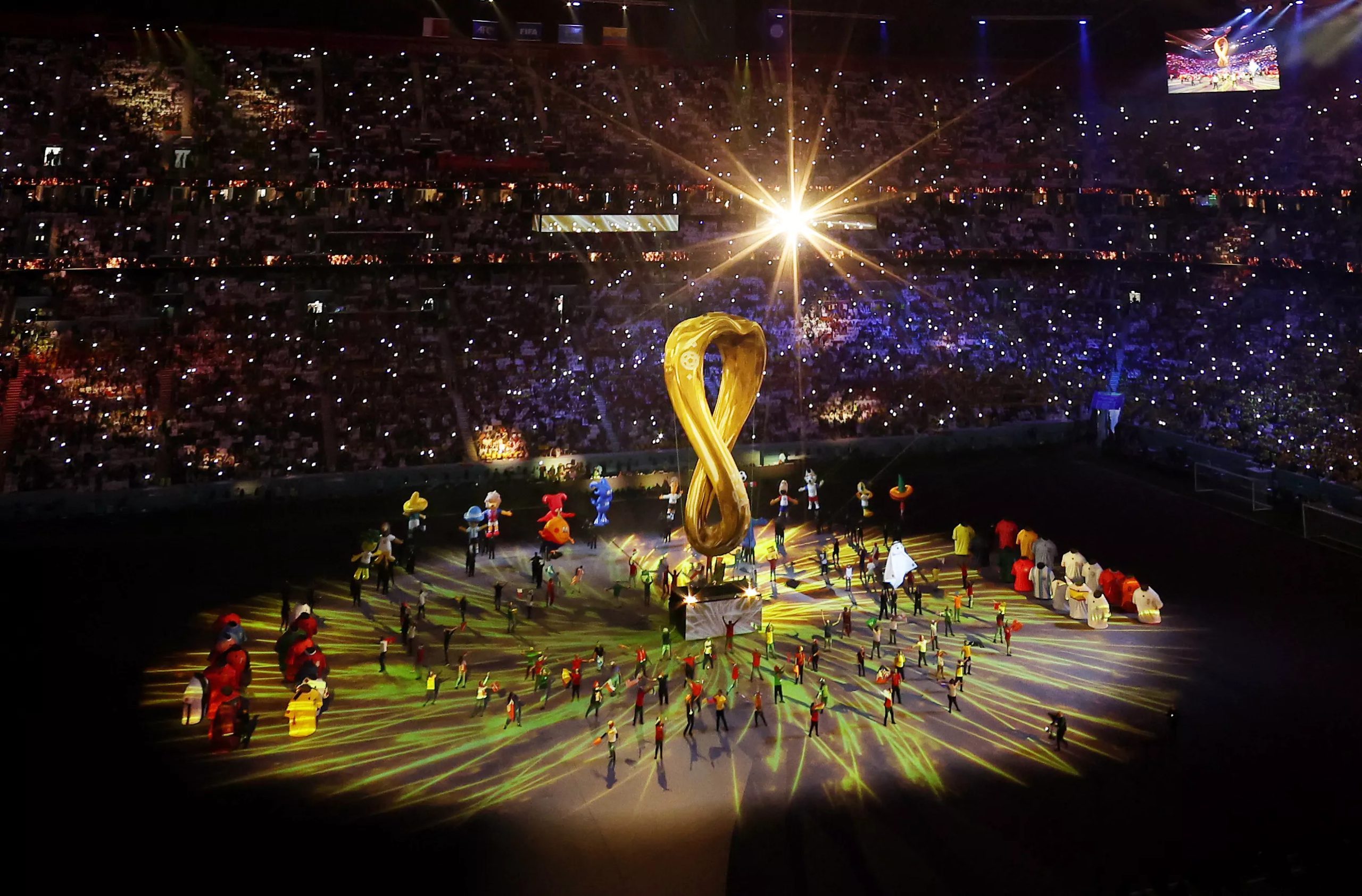 Stunning FIFA World Cup 2022 Performances. How do they do it? 1 ezgif.com webp to jpg scaled