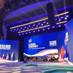 LED Wall or Projection Screen? What Actually Decides It for Indoor Events 3 LED Wall or Projection Screen? What Actually Decides It for Indoor Events