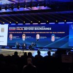 Staging for Panel Discussions: Why It Looks Different From a Keynote Stage 8 Staging for Panel Discussions: Why It Looks Different From a Keynote Stage