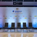 Step-and-Repeat or Full Backdrop? Choosing the Right Branding Wall for Media Coverage 5 Step-and-Repeat or Full Backdrop? Choosing the Right Branding Wall for Media Coverage