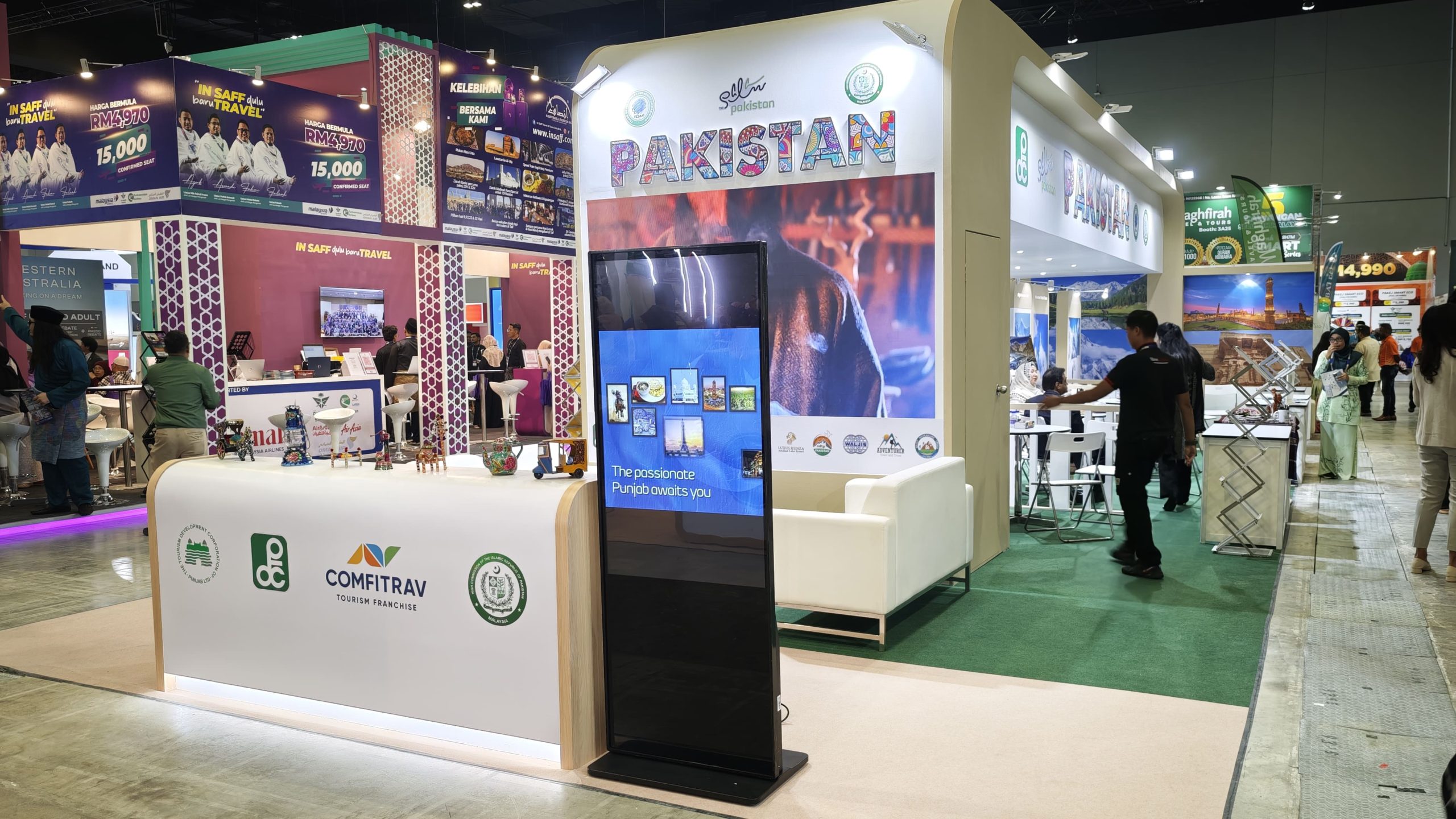 LED Screen Rental for Small Exhibition Booths