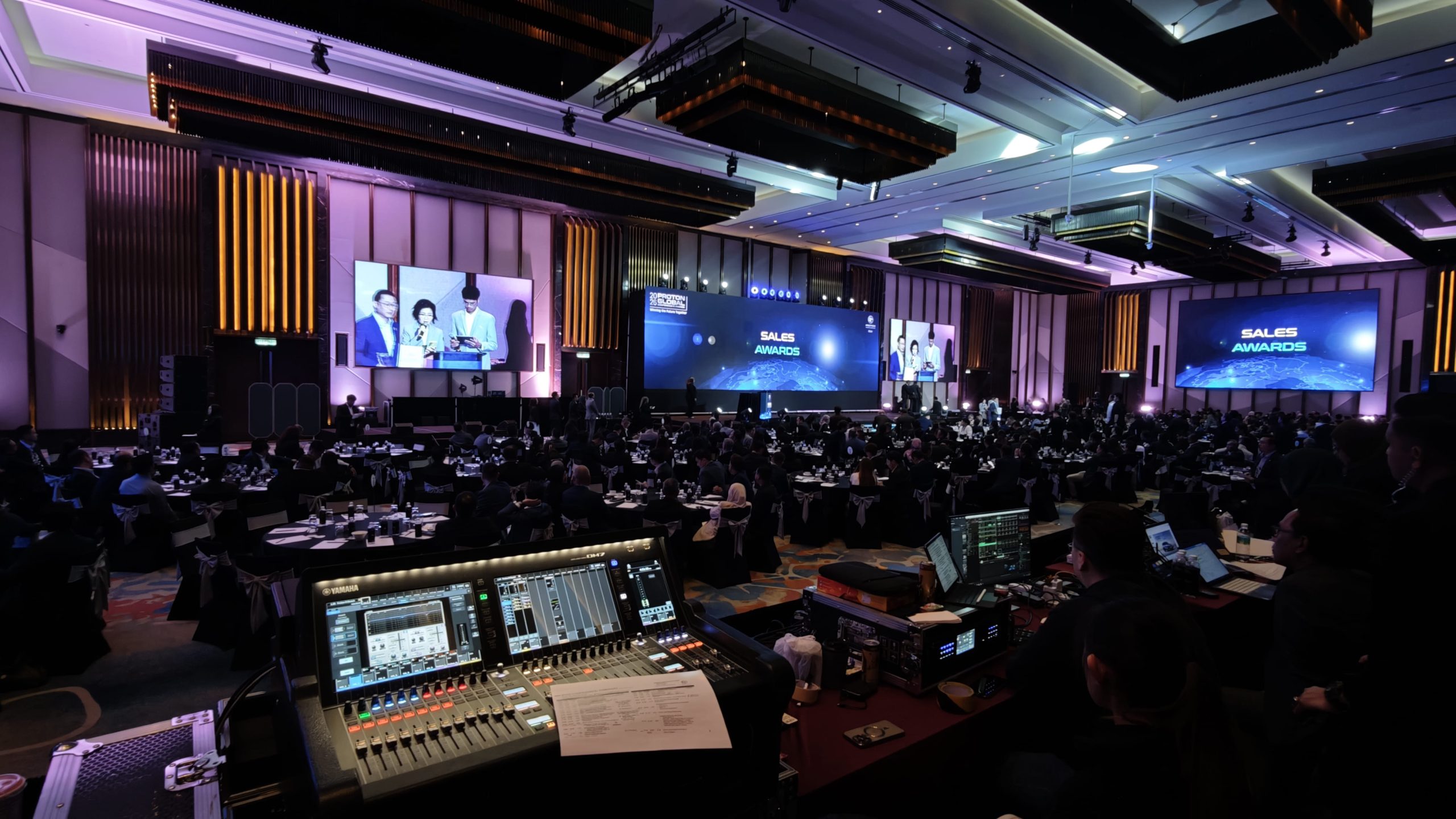 Event production checklist for corporate events with stage, LED screen and lighting
